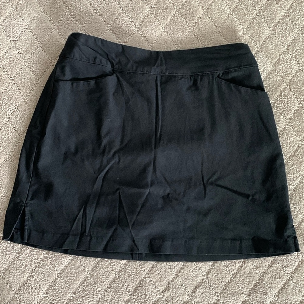 Lady Hagen Black Skorts